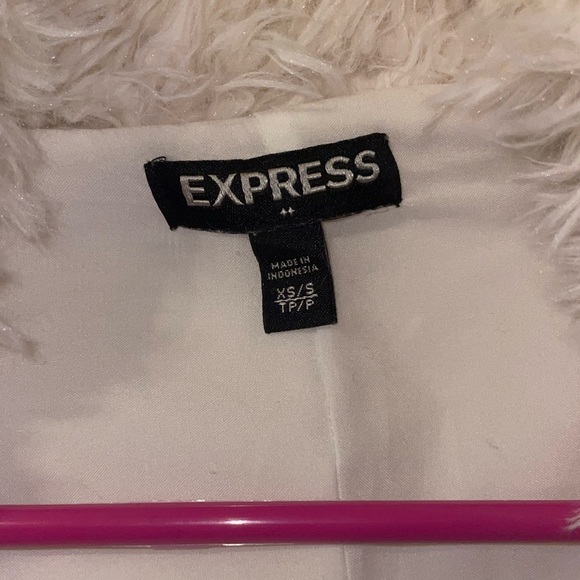 🤍⚡️EXPRESS WHITE FAUX FUR SHERPA JACKET/COAT ⚡️🤍 - Picture 6 of 8